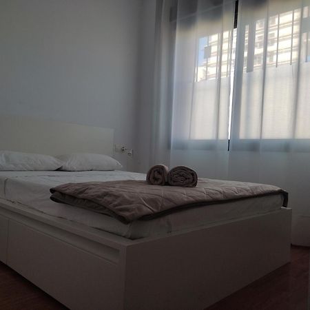 Ap4Us B1 - Apartment For Us - Sightseeing & Beach Near To Barcelona Бадалона Екстер'єр фото